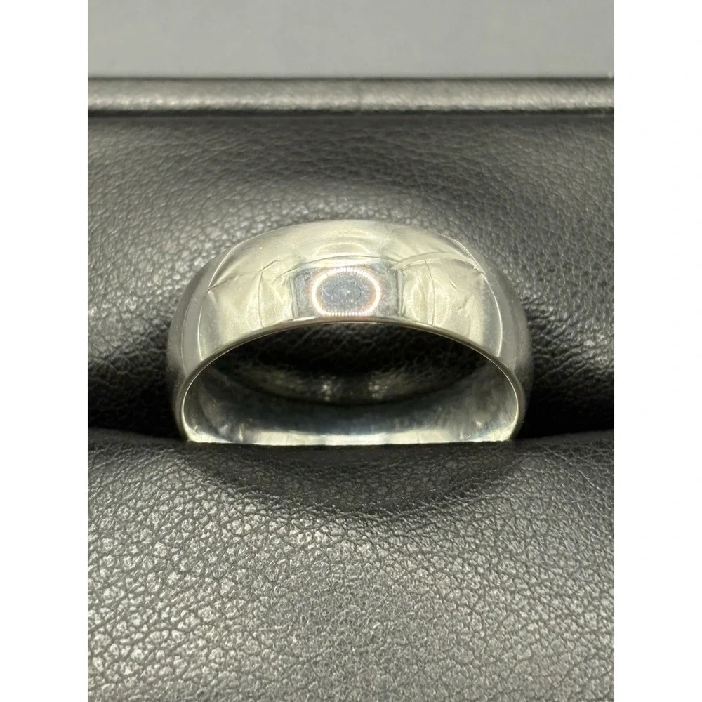 New Condition Sterling Silver Comfort Fit Band 8MM Size 12 8 Grams F9